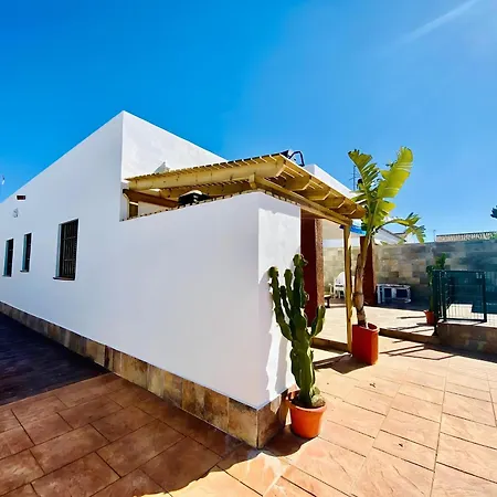 Chalet Con Piscina Privada, Wi-fi Y Barbacoa En Conil - Es-180-9
